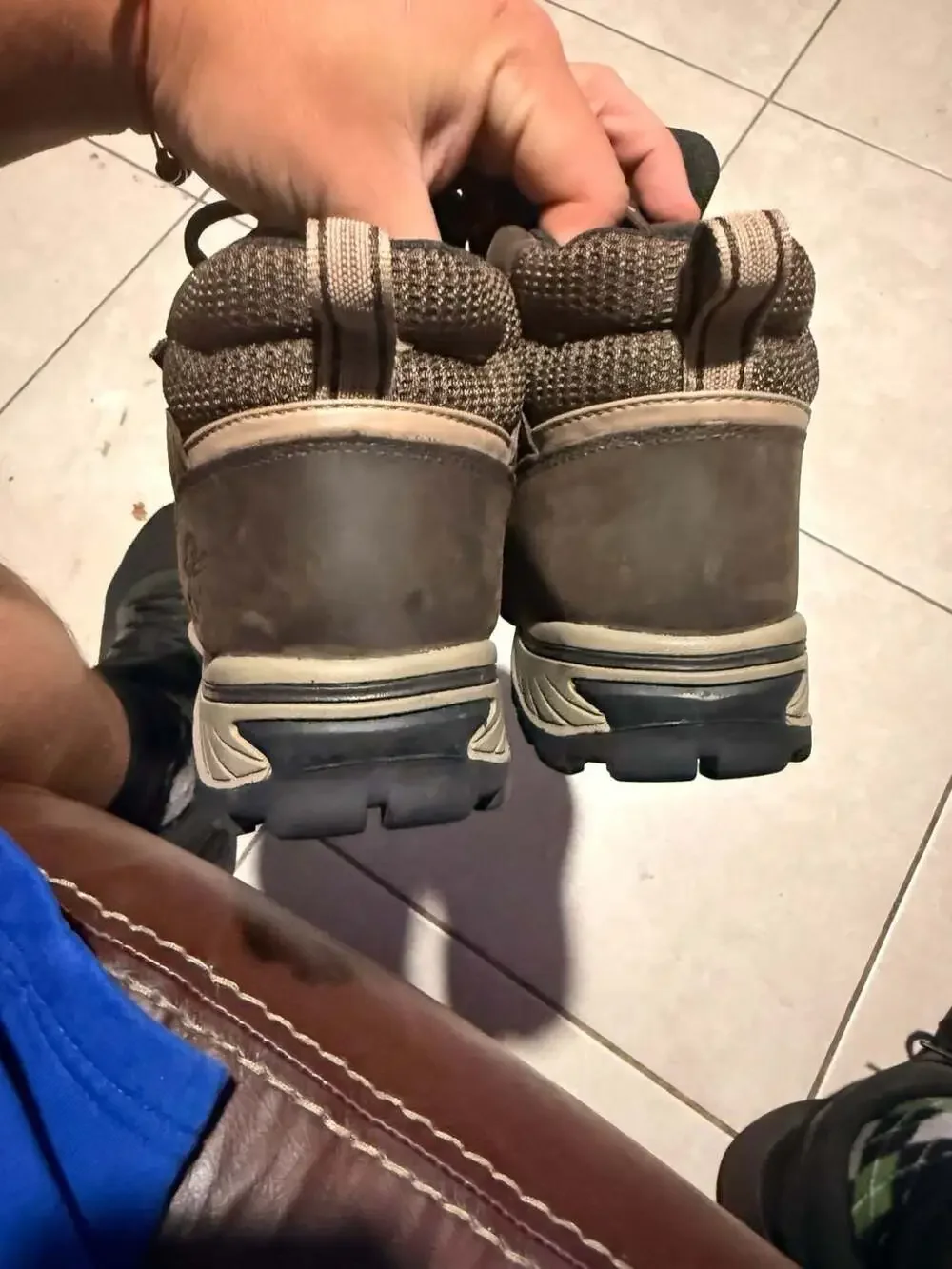 Timberland White Ledge Mid Waterproof Hiking Boots Boys Size 6